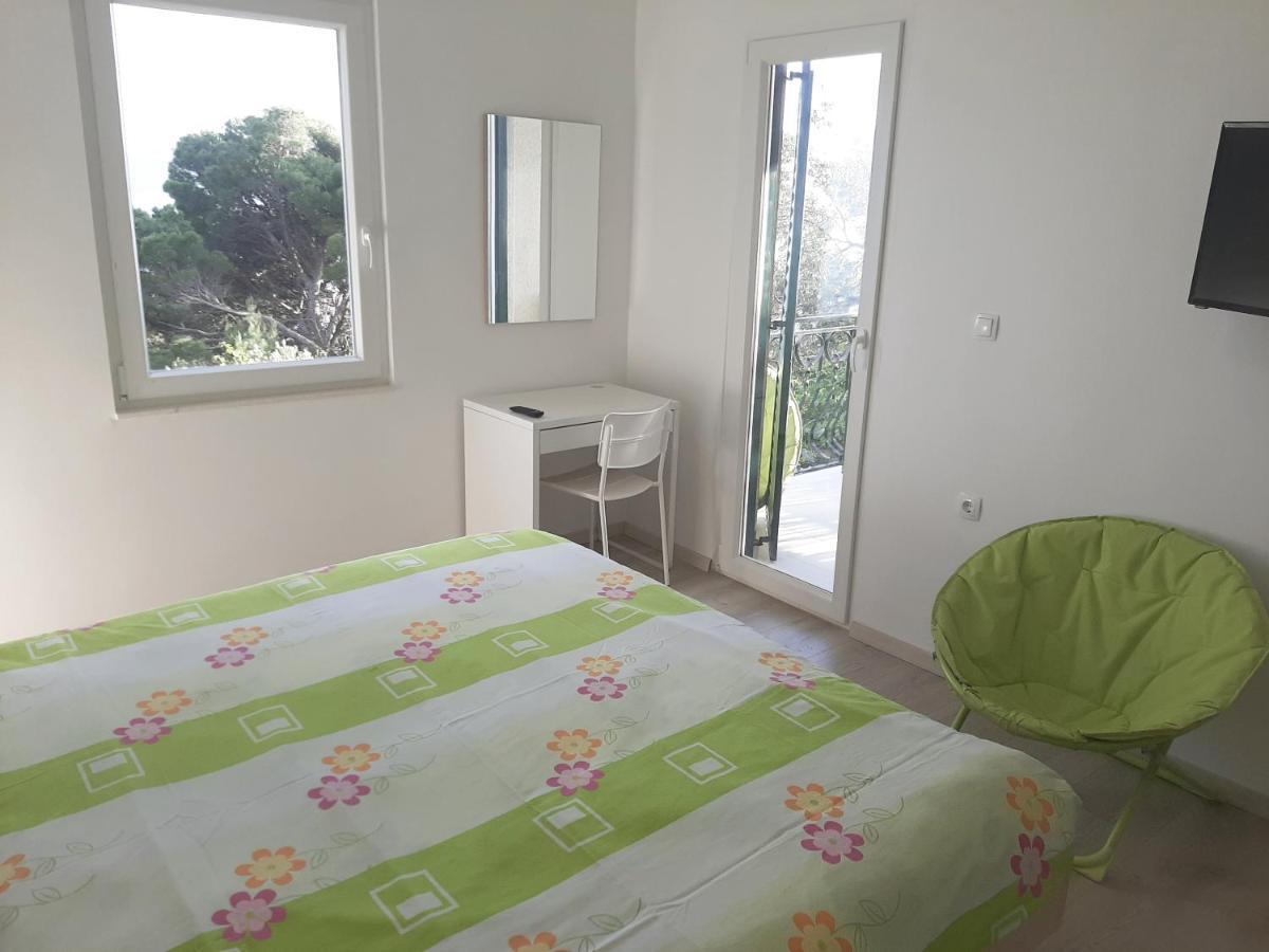 Apartman Maslina 皮萨克 外观 照片