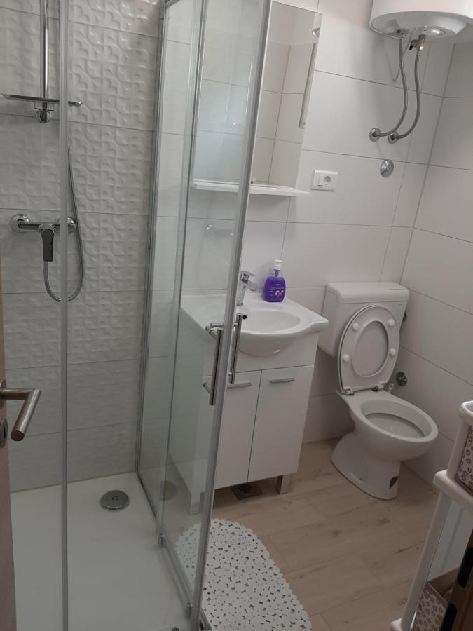 Apartman Maslina 皮萨克 外观 照片