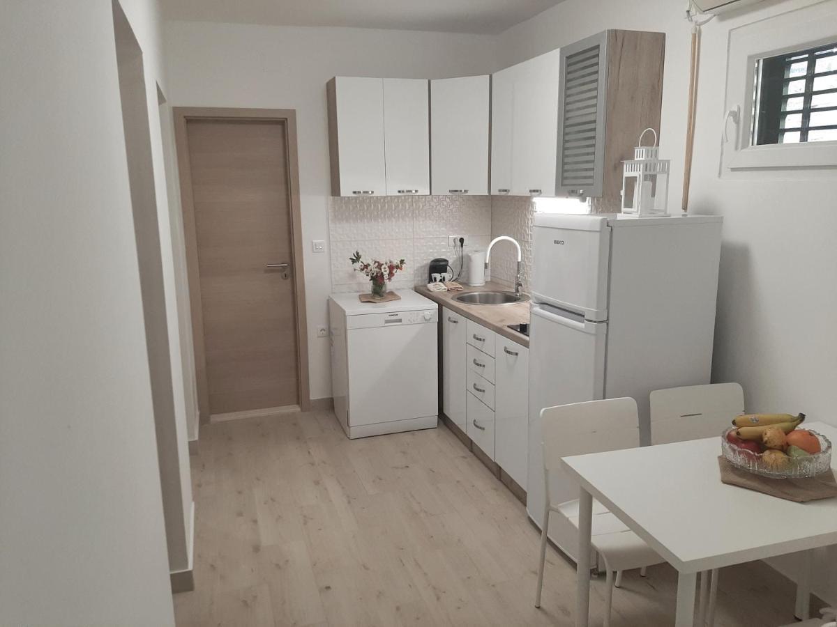 Apartman Maslina 皮萨克 外观 照片
