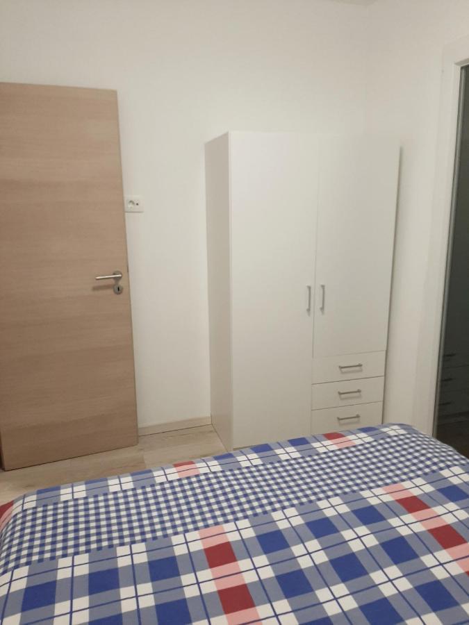 Apartman Maslina 皮萨克 外观 照片