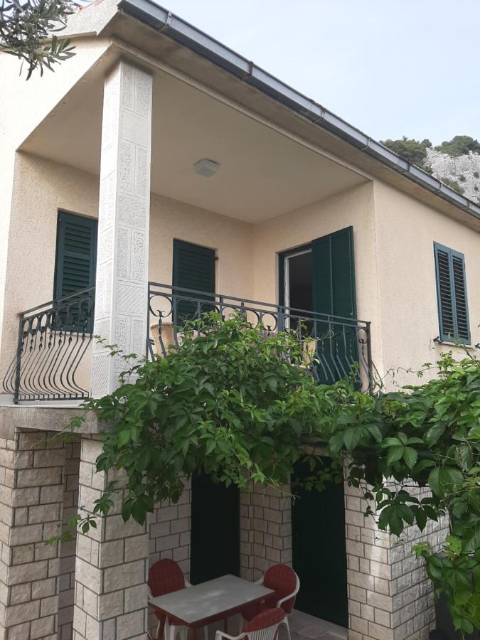 Apartman Maslina 皮萨克 外观 照片