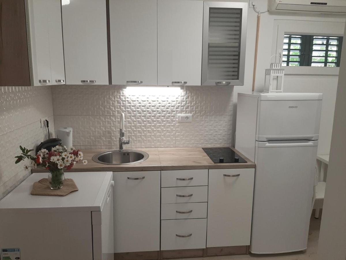Apartman Maslina 皮萨克 外观 照片